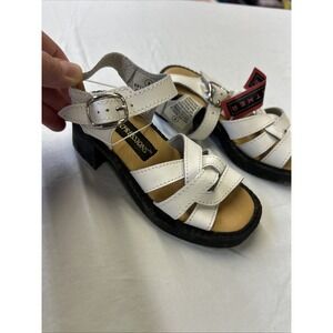 Brand New Vintage Kids Leather Upper Sandals Expressions Brand Size 9